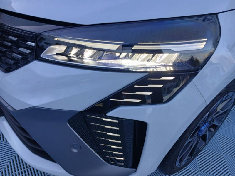 Photo 14 de l'offre de RENAULT CLIO V 0.9 TCe 90 BVM6 ESPRIT ALPINE GPS 9.3" Cockpit JA17 à 20950€ chez Mérignac auto