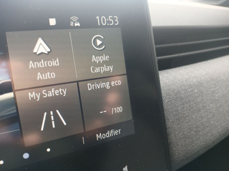 Photo 14 de l'offre de RENAULT CLIO V 0.9 TCe 90 BVM6 TECHNO GPS Camera JA16 à 18770€ chez Mérignac auto