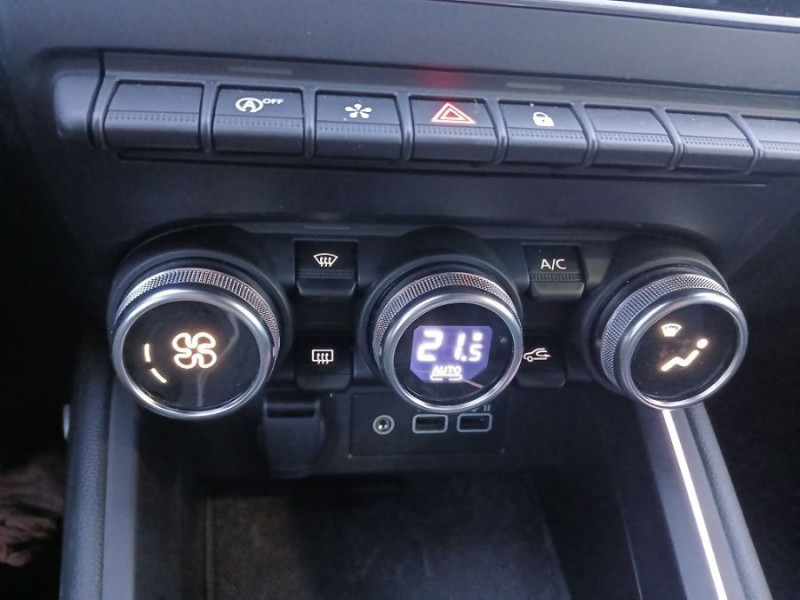 Photo 27 de l'offre de RENAULT CLIO V 0.9 TCe 90 BVM6 ESPRIT ALPINE GPS 9.3" Cockpit JA17 à 20950€ chez Mérignac auto