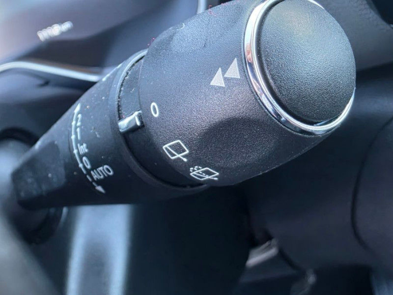 Photo 21 de l'offre de CITROEN C5 AIRCROSS 1.5 BlueHDI 130 EAT8 FEEL TOIT Ouvrant Hayon EL. Attel. à 18950€ chez Mérignac auto