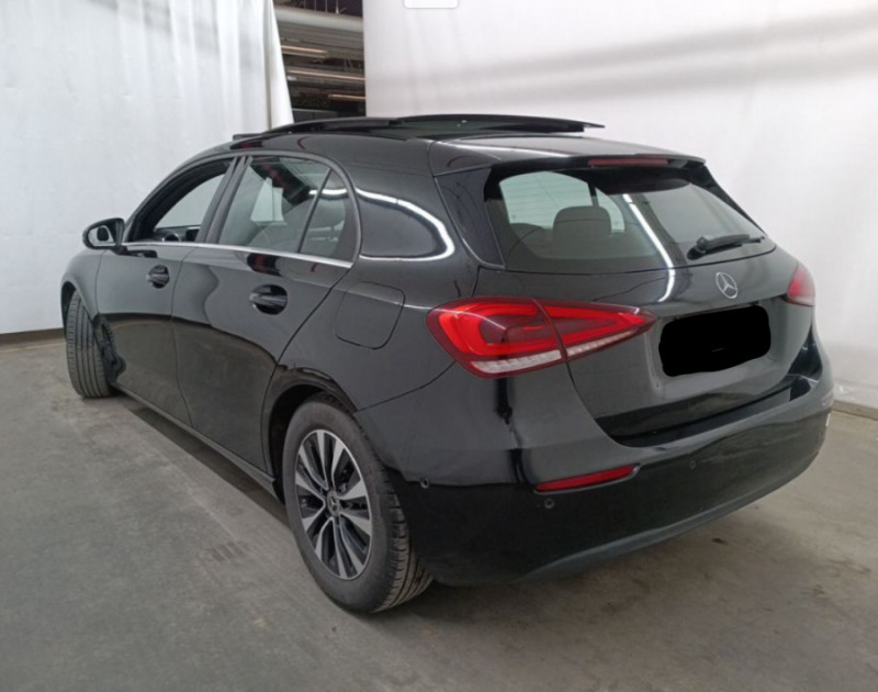 Photo 9 de l'offre de MERCEDES-BENZ CLASSE A IV 180 D 7G-DCT BUSINESS SOLUTION Toit Ouvrant Grand GPS SC 1ère Main à 25950€ chez Mérignac auto