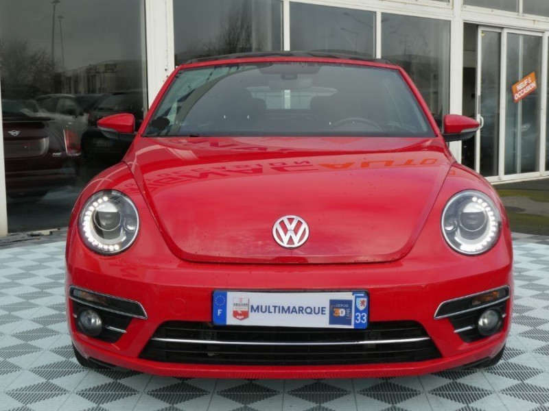 Photo 1 de l'offre de VOLKSWAGEN COCCINELLE CABRIOLET 1.2 TSI 105 BVM6 SOUND GPS Xénon SC JA17 Carnet à 20900€ chez Mérignac auto