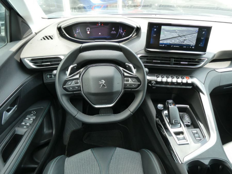 Photo 4 de l'offre de PEUGEOT 3008 II (2) 1.5 BlueHDi 130 EAT8 ALLURE PACK Camera à 26750€ chez Mérignac auto
