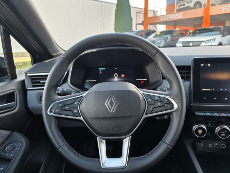 Photo 5 de l'offre de RENAULT CLIO V 0.9 TCe 90 BVM6 TECHNO GPS Camera JA16 à 18950€ chez Mérignac auto