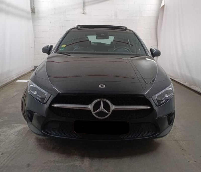 Photo 8 de l'offre de MERCEDES-BENZ CLASSE A IV 180 D 7G-DCT BUSINESS SOLUTION Toit Ouvrant Grand GPS SC 1ère Main à 25950€ chez Mérignac auto