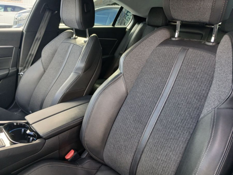 Photo 14 de l'offre de PEUGEOT 508 1.5 BlueHDi 130 EAT8 ALLURE PACK Coffre EL. ACC SC 1ère Main à 21450€ chez Mérignac auto