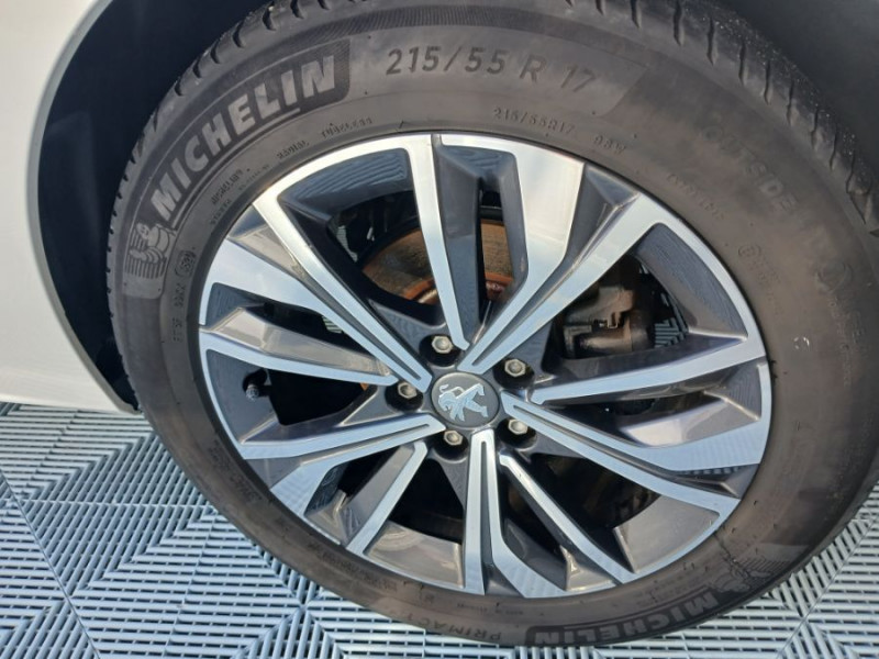 Photo 35 de l'offre de PEUGEOT 508 1.5 BlueHDi 130 EAT8 ALLURE PACK Coffre EL. ACC SC 1ère Main à 21450€ chez Mérignac auto