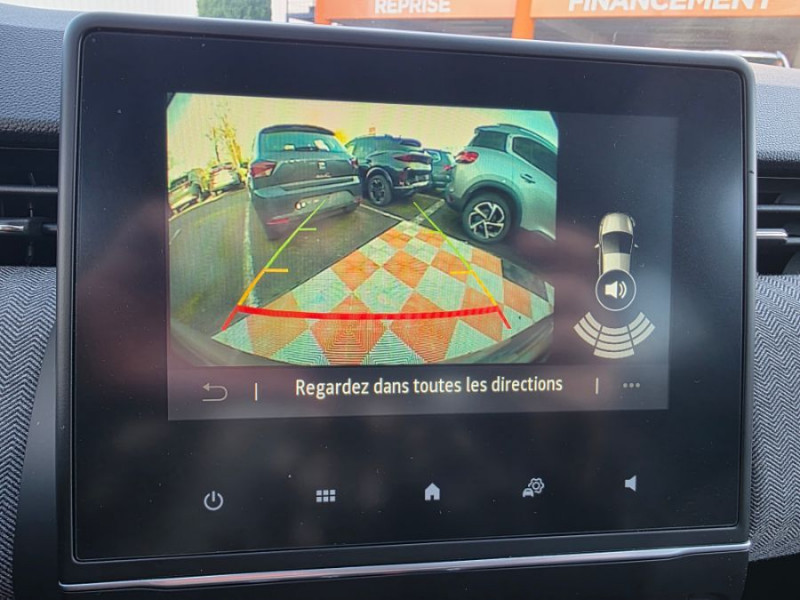 Photo 7 de l'offre de RENAULT CLIO V 0.9 TCe 90 BVM6 TECHNO GPS Camera JA16 à 18950€ chez Mérignac auto