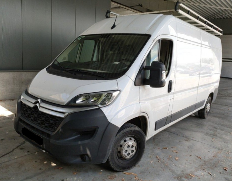 Photo 1 de l'offre de CITROEN JUMPER 35 L3H2 2.2 BlueHDi 165 BVM6 3T5 GPS Camera Galerie 21900HT à 21900€ chez Mérignac auto