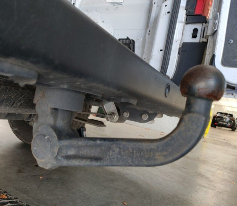 Photo 9 de l'offre de CITROEN JUMPER 35 L3H2 2.2 BlueHDi 165 BVM6 3T5 GPS Camera Galerie 21900HT à 21900€ chez Mérignac auto