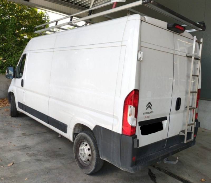 Photo 7 de l'offre de CITROEN JUMPER 35 L3H2 2.2 BlueHDi 165 BVM6 3T5 GPS Camera Galerie 21900HT à 21900€ chez Mérignac auto