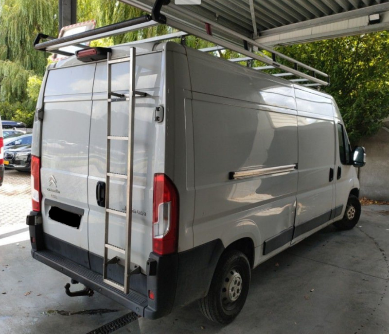Photo 3 de l'offre de CITROEN JUMPER 35 L3H2 2.2 BlueHDi 165 BVM6 3T5 GPS Camera Galerie 21900HT à 21900€ chez Mérignac auto