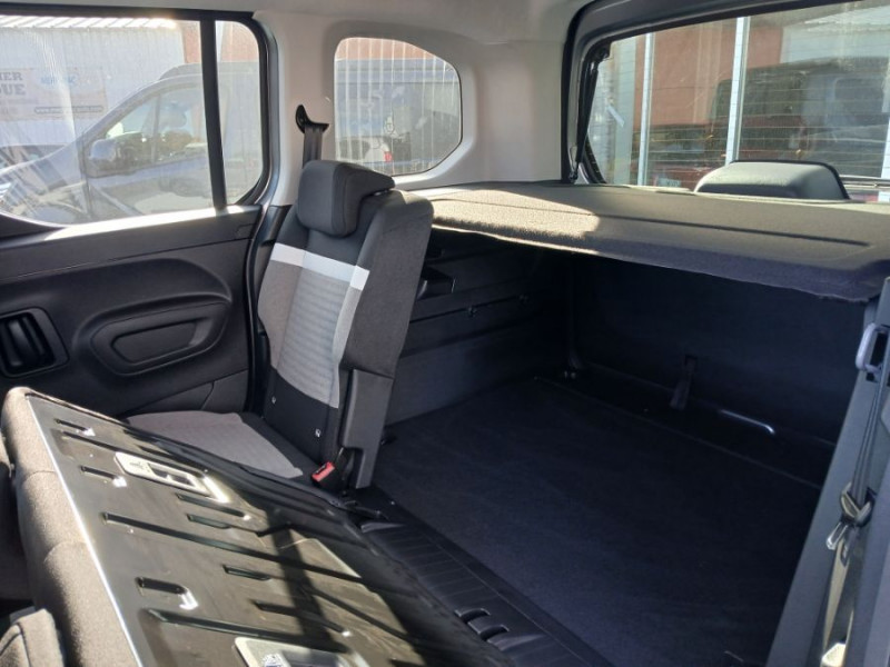 Photo 16 de l'offre de CITROEN BERLINGO 1.5 BlueHDi 130 EAT8 N1 MAX ADML Camera à 28450€ chez Mérignac auto
