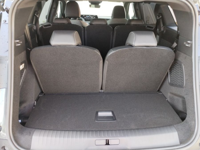 Photo 6 de l'offre de PEUGEOT 5008 HYBRID 145 e-DCS6 GT 7PL Hayon EL. LED SC 2026 à 35950€ chez Mérignac auto