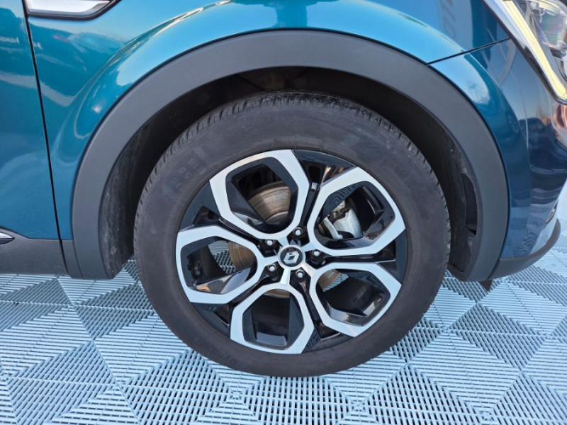Photo 17 de l'offre de RENAULT ARKANA 1.6 E-TECH 145 BVA INTENS GPS Camera JA18 à 14950€ chez Mérignac auto