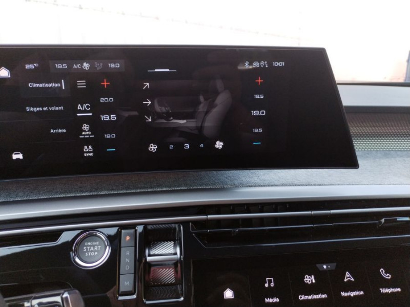 Photo 30 de l'offre de PEUGEOT 5008 HYBRID 145 e-DCS6 GT 7PL Hayon EL. LED SC 2026 à 35950€ chez Mérignac auto