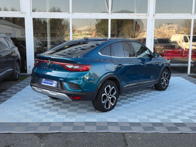 Photo 7 de l'offre de RENAULT ARKANA 1.6 E-TECH 145 BVA INTENS GPS Camera JA18 à 14950€ chez Mérignac auto