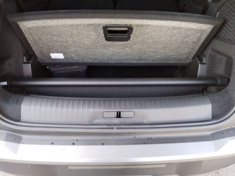 Photo 27 de l'offre de PEUGEOT 5008 HYBRID 145 e-DCS6 GT 7PL Hayon EL. LED SC 2026 à 35950€ chez Mérignac auto