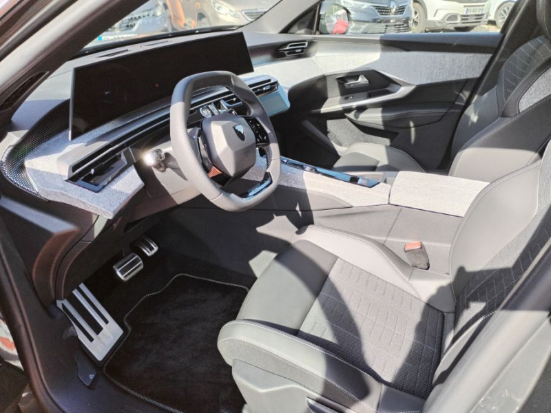 Photo 13 de l'offre de PEUGEOT 5008 HYBRID 145 e-DCS6 GT 7PL Hayon EL. LED SC 2026 à 35950€ chez Mérignac auto