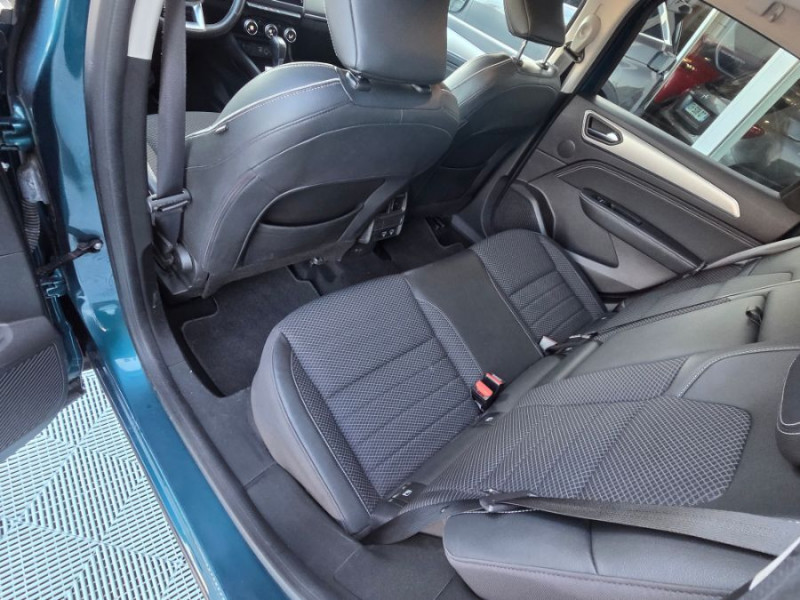 Photo 32 de l'offre de RENAULT ARKANA 1.6 E-TECH 145 BVA INTENS GPS Camera JA18 à 14950€ chez Mérignac auto