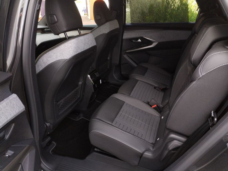 Photo 14 de l'offre de PEUGEOT 5008 HYBRID 145 e-DCS6 GT 7PL Hayon EL. LED SC 2026 à 35950€ chez Mérignac auto