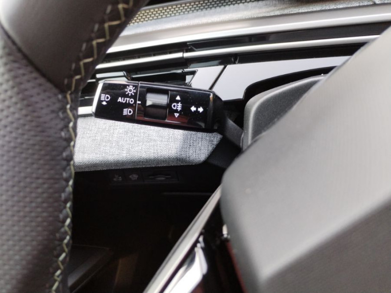 Photo 24 de l'offre de PEUGEOT 5008 HYBRID 145 e-DCS6 GT 7PL Hayon EL. LED SC 2026 à 35950€ chez Mérignac auto