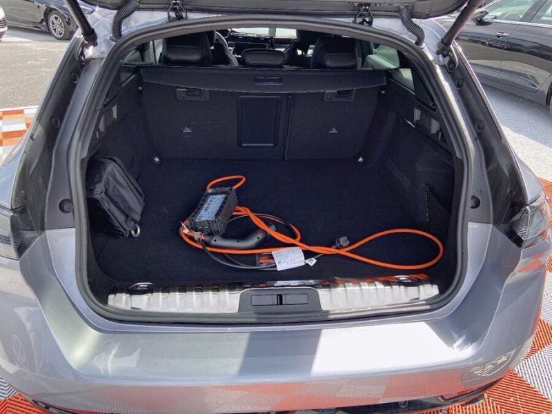 Photo 7 de l'offre de PEUGEOT 508 SW 1.6 HYBRID 225 EAT8 GT Full CUIR SEM Attel. à 25950€ chez Mérignac auto