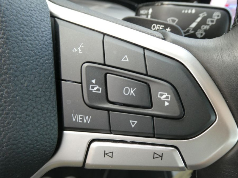 Photo 13 de l'offre de VOLKSWAGEN GOLF VIII 1.4 HYBRID 204 STYLE GPS ACC LED+ 1ère Main à 26450€ chez Mérignac auto