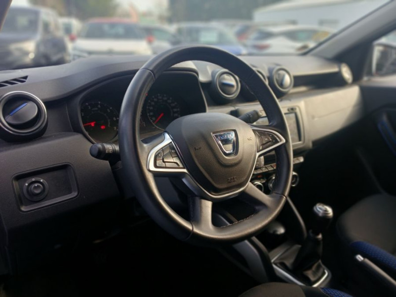 Photo 10 de l'offre de DACIA DUSTER 1.5 BlueDCi 115 BVM6 4X2 PRESTIGE Camera Attel. 1ère Main (7 Options) à 17950€ chez Mérignac auto