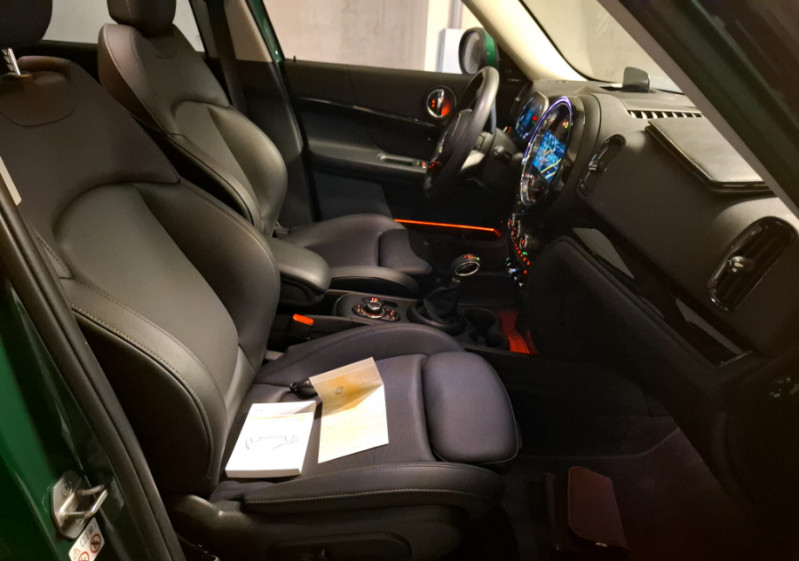 Photo 4 de l'offre de MINI COUNTRYMAN New (F60) HYBRID ELECT. ALL4 220cv BVA6 COOPER SE PREMIUM PLUS TOIT Ouvrant Options... à 31990€ chez Mérignac auto