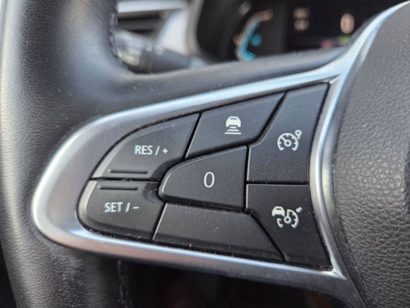 Photo 24 de l'offre de RENAULT ARKANA 1.6 E-TECH 145 BVA BUSINESS GPS 8.7" Camera JA18 à 14950€ chez Mérignac auto