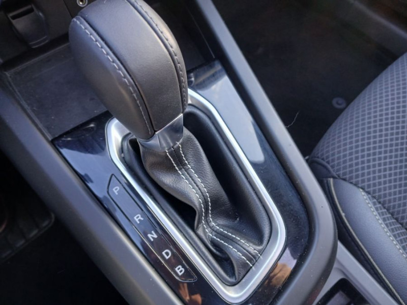 Photo 30 de l'offre de RENAULT ARKANA 1.6 E-TECH 145 BVA HYBRIDE TECHNO RS TOIT Ouvrant GPS 9.3" JA18 à 23950€ chez Mérignac auto