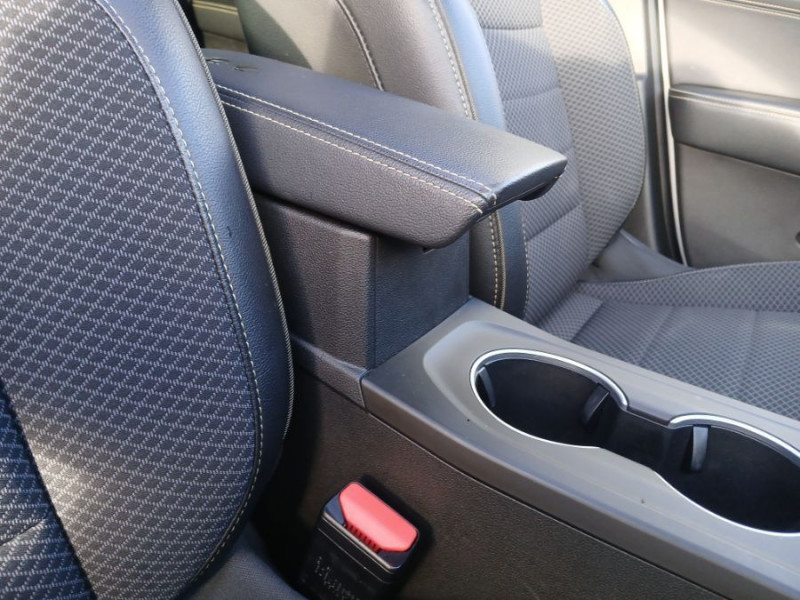 Photo 23 de l'offre de RENAULT ARKANA 1.6 E-TECH 145 BVA HYBRIDE TECHNO RS TOIT Ouvrant GPS 9.3" JA18 à 23950€ chez Mérignac auto