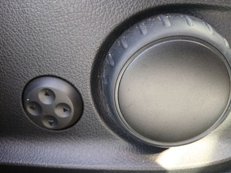 Photo 42 de l'offre de MERCEDES-BENZ GLB 200D 150 8G-Tronic 2WD BUSINESS SOLUTION CUIR Hayon EL. 7PL 1ère Main à 36490€ chez Mérignac auto