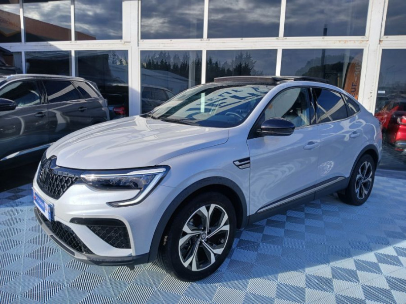Renault ARKANA 1.6 E-TECH 145 BVA HYBRIDE TECHNO RS TOIT Ouvrant GPS 9.3" JA18 Hybride BLANC NACRÉ Occasion à vendre