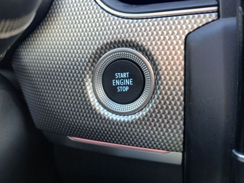 Photo 33 de l'offre de RENAULT ARKANA 1.6 E-TECH 145 BVA HYBRIDE TECHNO RS TOIT Ouvrant GPS 9.3" JA18 à 23950€ chez Mérignac auto