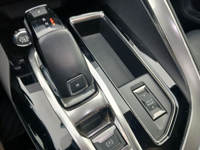 Photo 32 de l'offre de PEUGEOT 5008 II 1.5 BlueHDi 130 EAT8 GT PACK Full CUIR TOE Hayon EL. 360° Hifi 7PL à 34500€ chez Mérignac auto