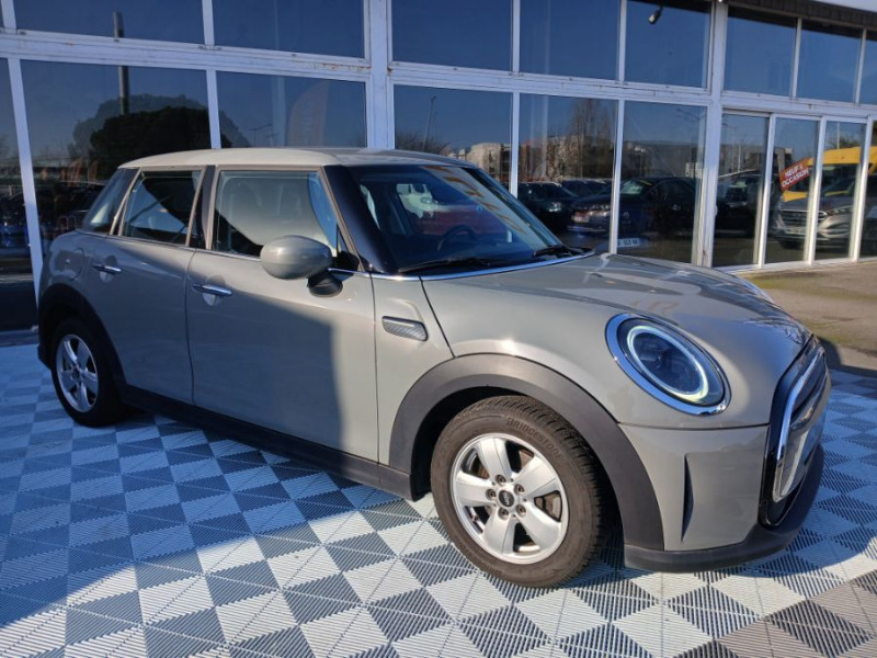 Photo 2 de l'offre de MINI MINI III NEW ONE 102 BVM6 (F55) 5P LED JA Bluetooth à 19980€ chez Mérignac auto