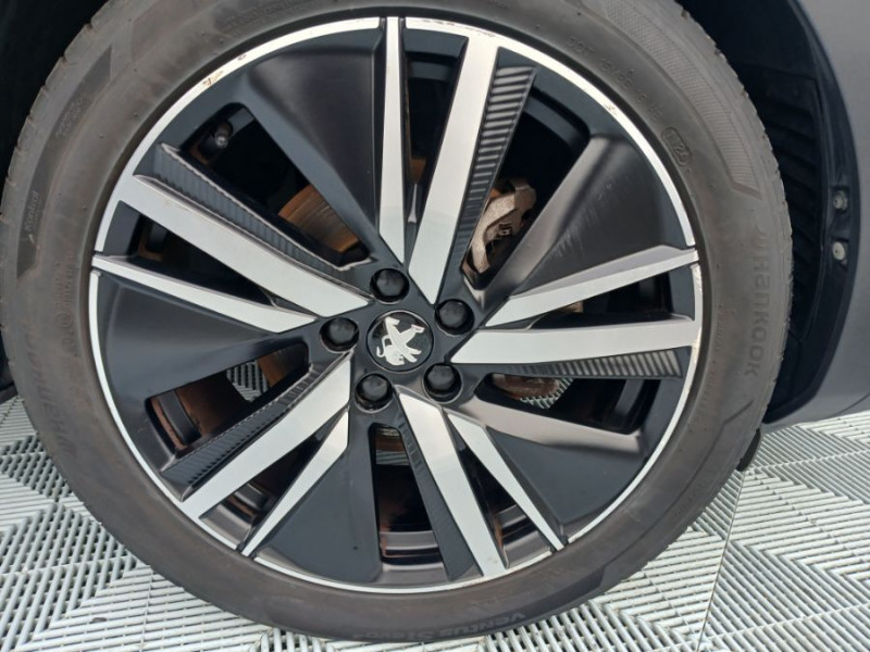 Photo 21 de l'offre de PEUGEOT 5008 II 1.5 BlueHDi 130 EAT8 GT PACK Full CUIR TOE Hayon EL. 360° Hifi 7PL à 34500€ chez Mérignac auto