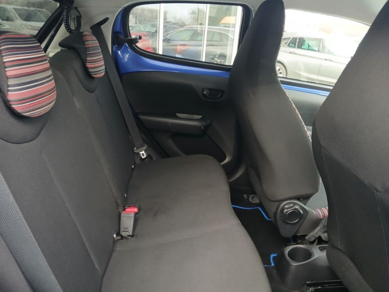 Photo 24 de l'offre de CITROEN C1 1.0 VTI 72 MILLENIUM 5P GPS Bluetooth Privacy Glass à 9890€ chez Mérignac auto