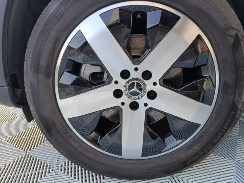 Photo 9 de l'offre de MERCEDES-BENZ GLB 200D 150 8G-Tronic 2WD BUSINESS SOLUTION CUIR Hayon EL. 7PL 1ère Main à 36490€ chez Mérignac auto