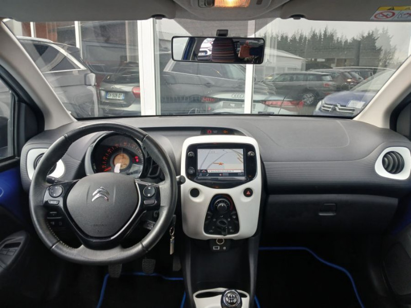 Photo 5 de l'offre de CITROEN C1 1.0 VTI 72 MILLENIUM 5P GPS Bluetooth Privacy Glass à 9890€ chez Mérignac auto