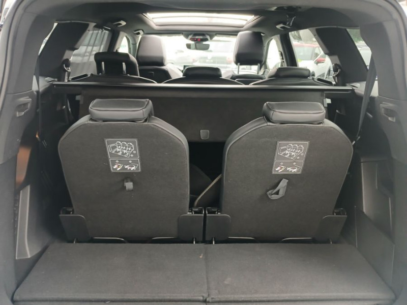 Photo 7 de l'offre de PEUGEOT 5008 II 1.5 BlueHDi 130 EAT8 GT PACK Full CUIR TOE Hayon EL. 360° Hifi 7PL à 34500€ chez Mérignac auto