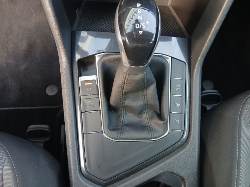 Photo 28 de l'offre de VOLKSWAGEN TIGUAN II (2) 2.0 TDI 150 DSG 2WD PACK GPS ACC 1ère Main à 29490€ chez Mérignac auto
