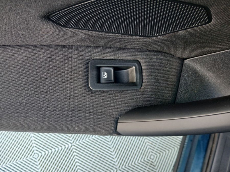 Photo 32 de l'offre de VOLKSWAGEN TIGUAN II (2) 2.0 TDI 150 DSG 2WD PACK GPS ACC 1ère Main à 29490€ chez Mérignac auto