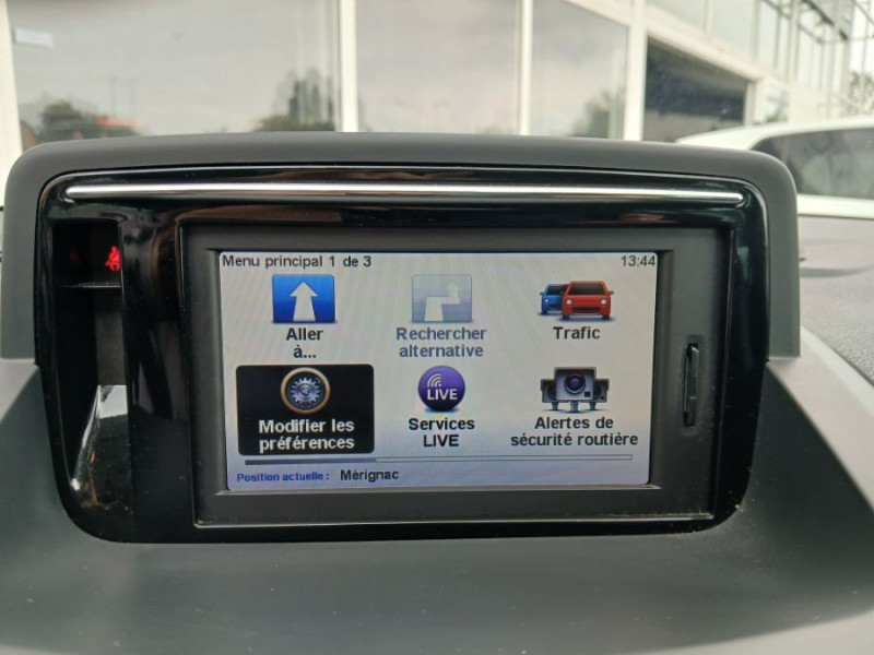 Photo 23 de l'offre de RENAULT MEGANE III 1.5 DCI 110 BVM6 Ph.2 BOSE TOE GPS Radars à 9450€ chez Mérignac auto