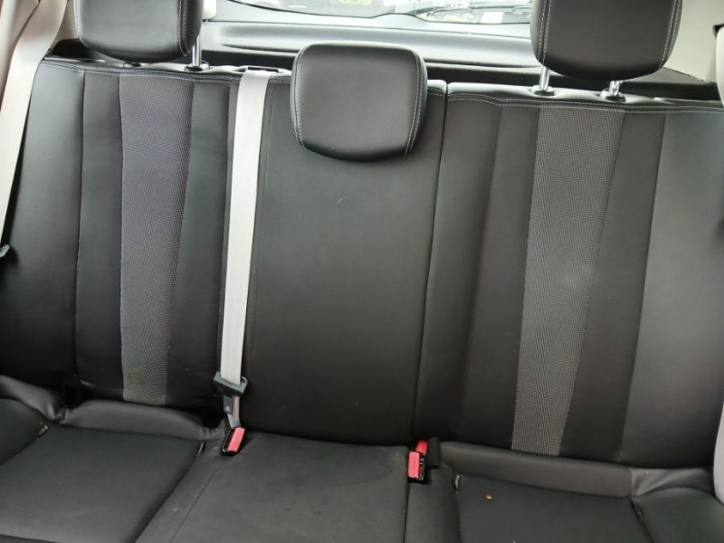 Photo 45 de l'offre de RENAULT MEGANE III 1.5 DCI 110 BVM6 Ph.2 BOSE TOE GPS Radars à 9450€ chez Mérignac auto