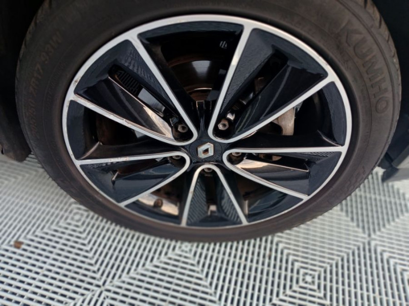 Photo 35 de l'offre de RENAULT MEGANE III 1.5 DCI 110 BVM6 Ph.2 BOSE TOE GPS Radars à 9450€ chez Mérignac auto