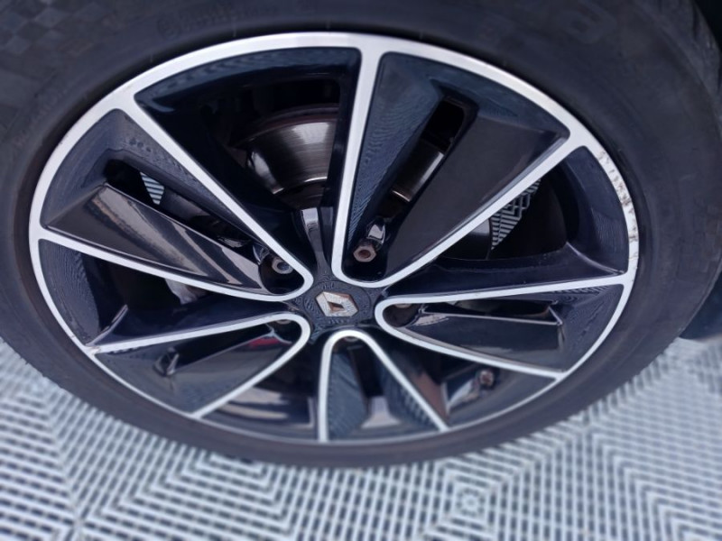 Photo 38 de l'offre de RENAULT MEGANE III 1.5 DCI 110 BVM6 Ph.2 BOSE TOE GPS Radars à 9450€ chez Mérignac auto