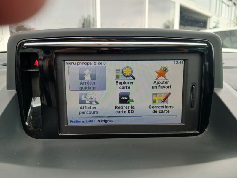Photo 24 de l'offre de RENAULT MEGANE III 1.5 DCI 110 BVM6 Ph.2 BOSE TOE GPS Radars à 9450€ chez Mérignac auto